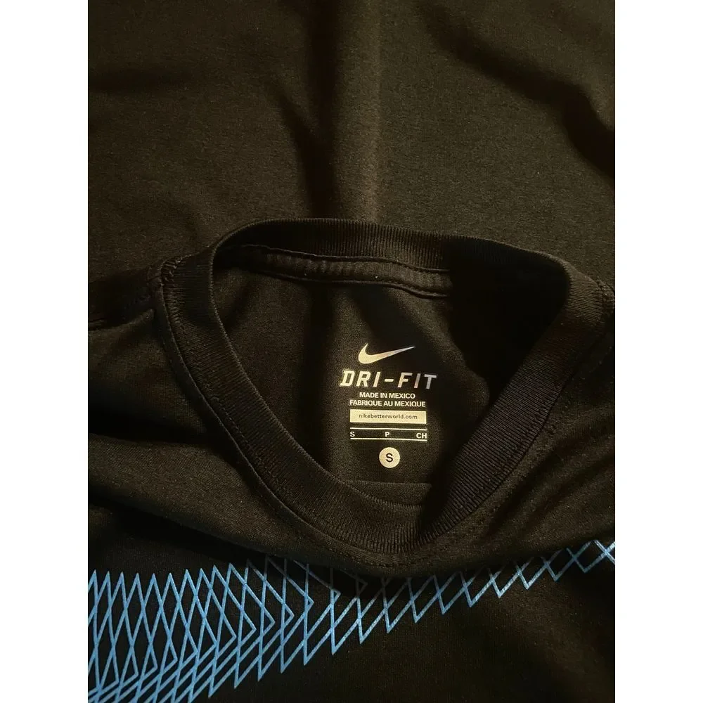 Nike Dri-Fit Short Sleeve‎ Size Youth Small
